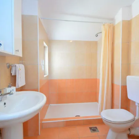 Apartament Agata.4 *